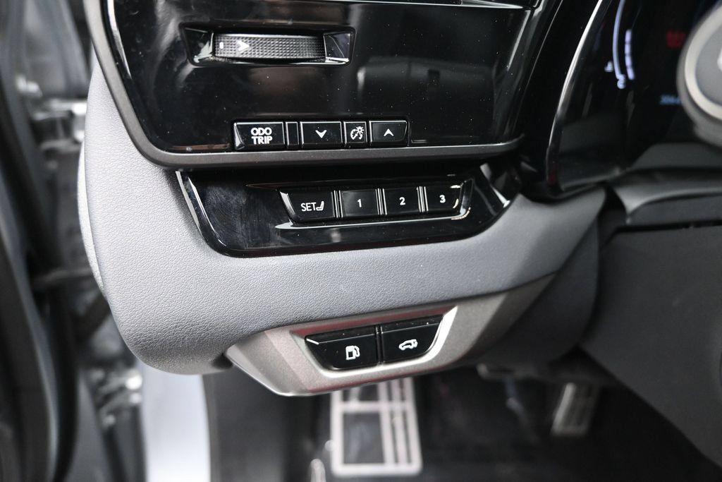 Used 2024 Lexus RX 350 F Sport w/ Convenience Package AWD/4WD image 16