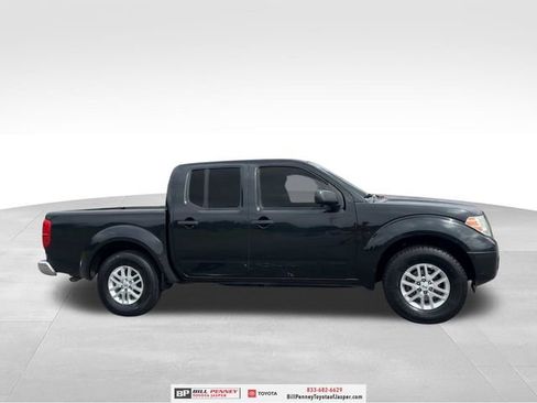 Used 2019 Nissan Frontier SV RWD image 6