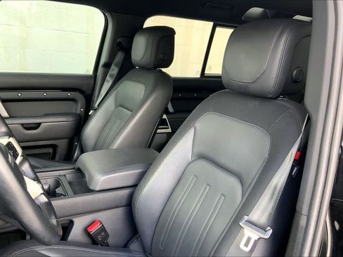 Used 2022 Land Rover Defender 110 X-Dynamic HSE image 12