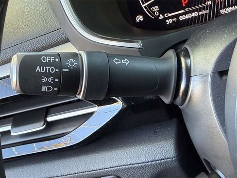 Certified 2025 Acura MDX SH-AWD image 24