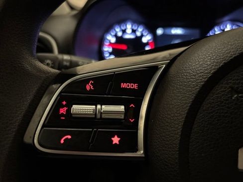 Used 2024 Kia Forte LXS FWD image 15