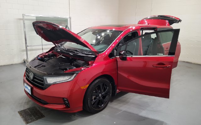 Used 2024 Honda Odyssey Sport image 10