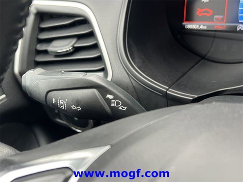 Used 2024 Ford Edge SEL image 13