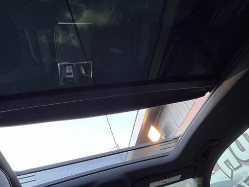 Used 2019 Audi Q8 Prestige image 19