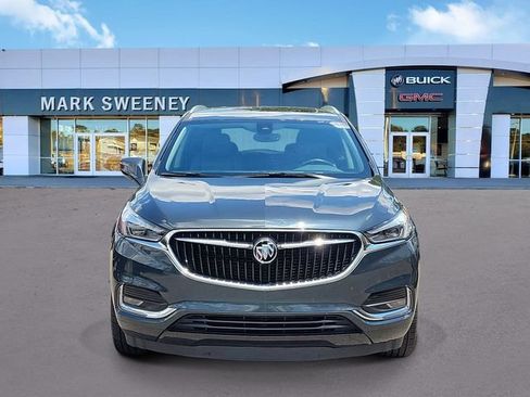 Used 2019 Buick Enclave Premium w/ Experience Buick Package FWD image 2