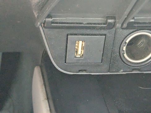 Used 2020 Toyota Camry XSE image 8