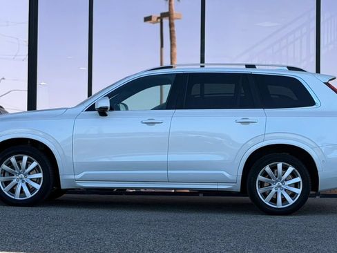 Used 2016 Volvo XC90 T6 Momentum w/ Momentum Plus Package AWD/4WD image 5