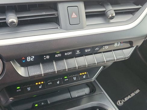 Used 2020 Lexus UX 250h w/ Premium Package image 17