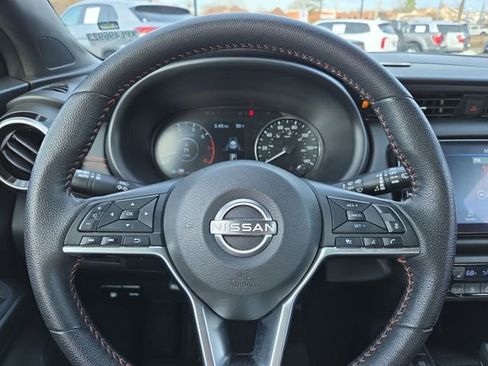 Used 2023 Nissan Kicks SR w/ SR Premium Package image 22
