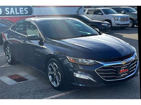 Used 2022 Chevrolet Malibu LT image 12