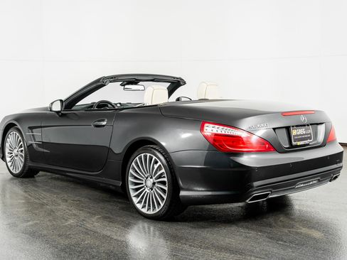 Used 2016 Mercedes-Benz SL 550 SL 550 image 15