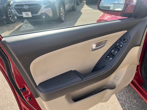 Used 2008 Hyundai Elantra Sedan image 17