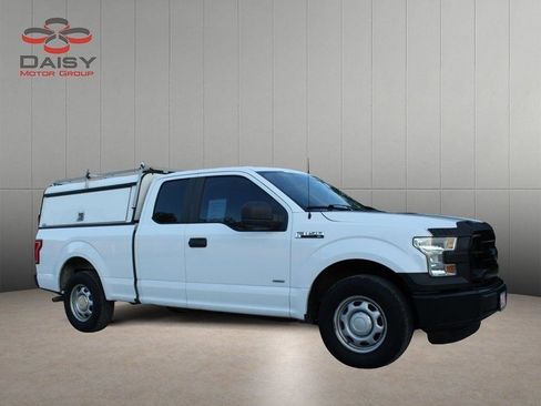 Used 2015 Ford F150 XL w/ Equipment Group 101A Mid RWD image 3