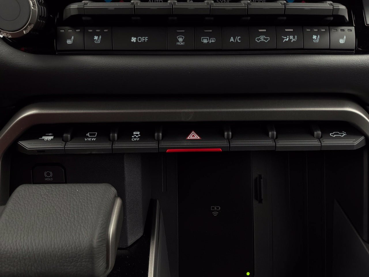 Used 2026 Toyota Tundra Platinum AWD/4WD image 36