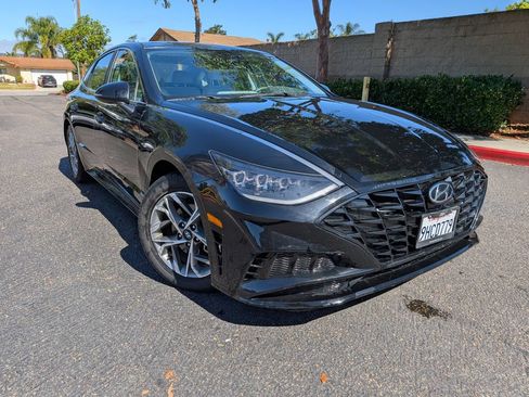 Certified 2023 Hyundai Sonata SEL FWD image 2