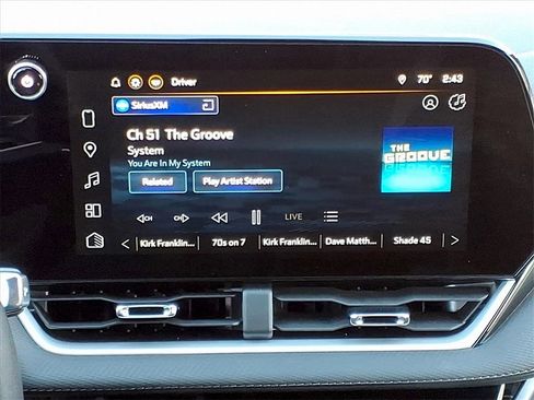 Used 2025 Chevrolet Equinox LT image 9