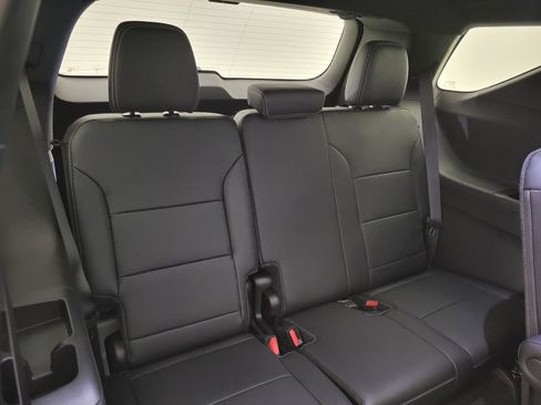 New 2026 Chevrolet Traverse LT w/ Sun and Wheel Package image 44