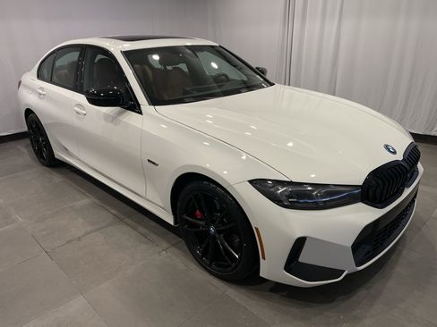 Certified 2023 BMW 330e xDrive 330e xDrive w/ M Sport Package image 3