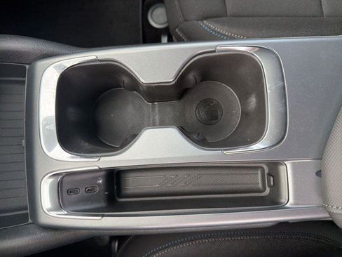 New 2026 Chevrolet Equinox EV LT image 12