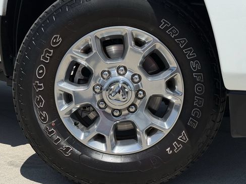 Used 2024 RAM 2500 Laramie w/ Safety Group AWD/4WD image 9