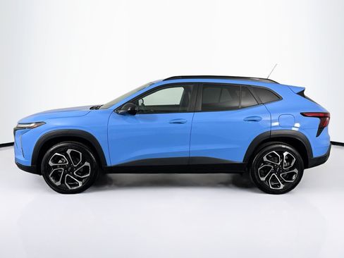 Used 2024 Chevrolet Trax RS w/ Sunroof Package image 7