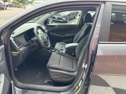 Used 2017 Hyundai Tucson SE w/ SE Popular Package 02 AWD/4WD image 15