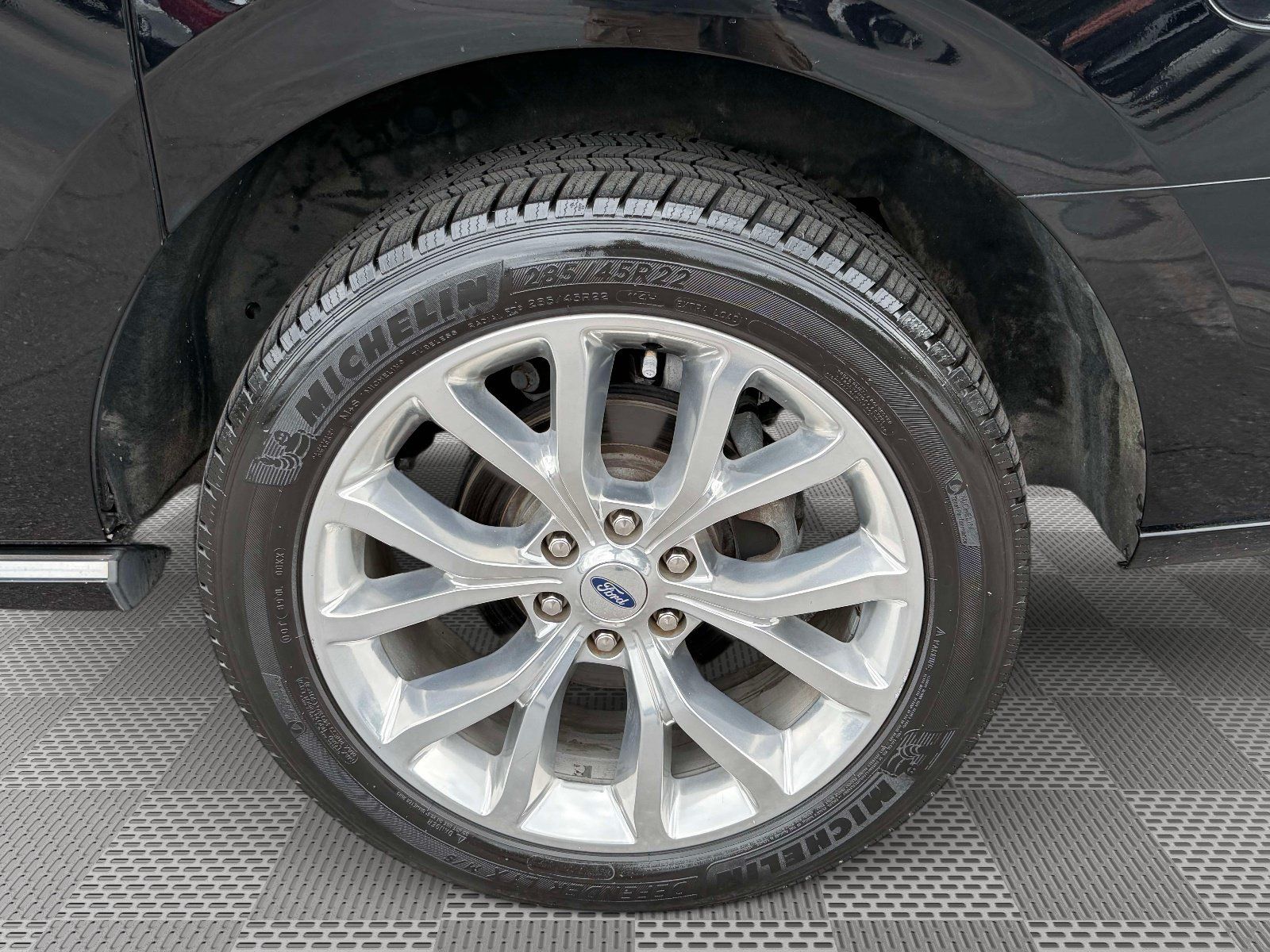 Used 2018 Ford Expedition Max Platinum AWD/4WD image 33