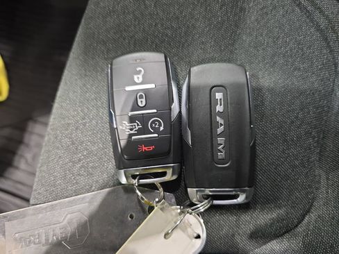 Used 2025 RAM 1500 Big Horn image 36