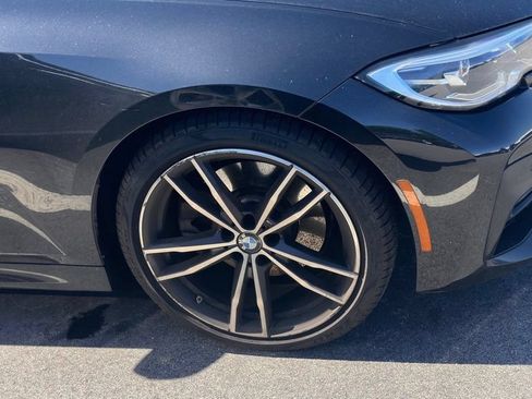 Used 2022 BMW 330i Sedan w/ M Sport Package RWD image 4