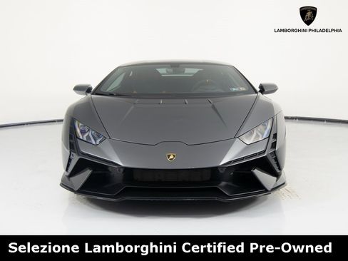 Used 2023 Lamborghini Huracan Tecnica image 2