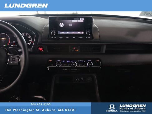 Used 2023 Honda Pilot Sport image 23