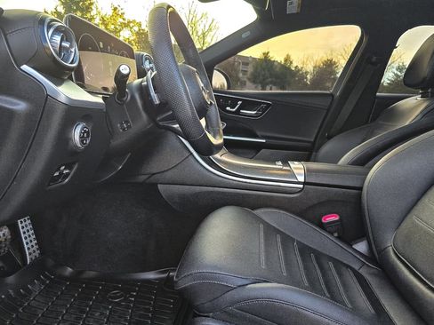 Used 2024 Mercedes-Benz C 300 4MATIC Sedan image 15