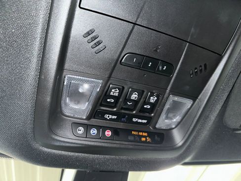 Certified 2023 Buick Enclave Avenir w/ Avenir Technology Package image 19