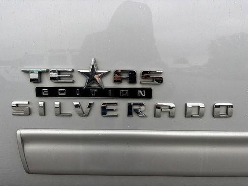 Used 2013 Chevrolet Silverado 1500 LT w/ Interior Plus Package AWD/4WD image 13