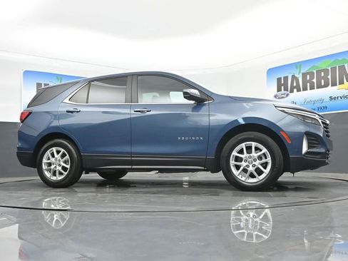 Used 2024 Chevrolet Equinox LT FWD image 23