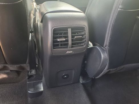 Used 2025 Ford Escape ST-Line FWD image 13