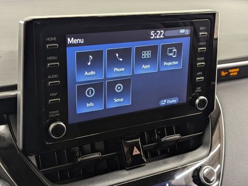 Used 2020 Toyota Corolla LE image 22