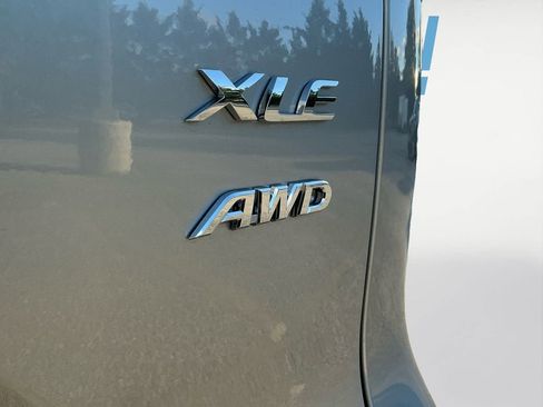 Certified 2026 Toyota Corolla Cross XLE w/ Convenience Package image 17