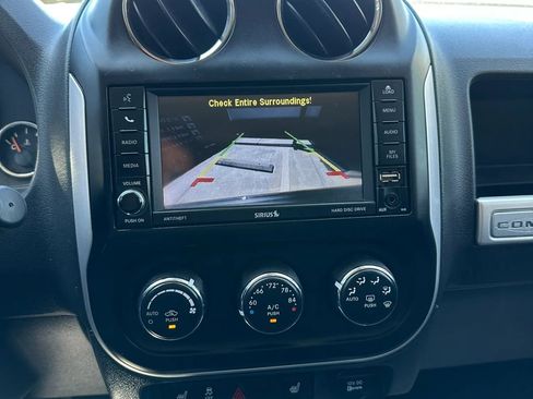 Used 2017 Jeep Compass High Altitude AWD/4WD image 28
