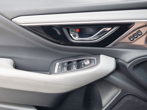 Used 2020 Subaru Outback Limited w/ Popular Package #2 AWD/4WD image 12