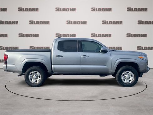 Used 2019 Toyota Tacoma SR image 6