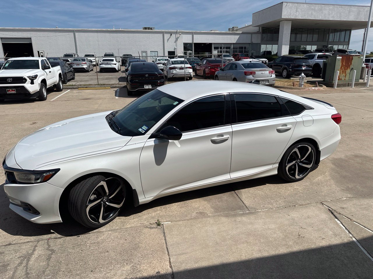 Used 2022 Honda Accord Sport image 1