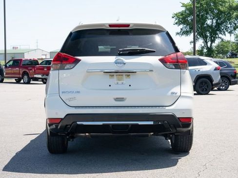 Used 2020 Nissan Rogue SV FWD image 5