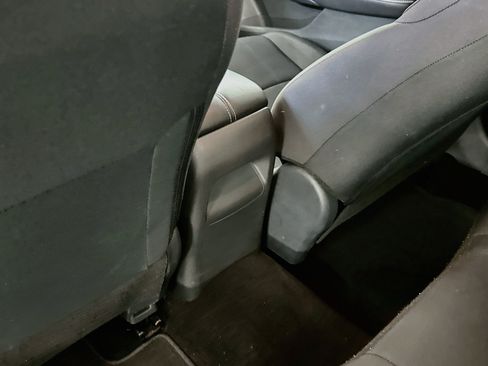 Used 2025 Nissan Sentra S FWD image 27