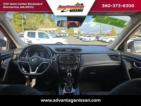 Used 2019 Nissan Rogue SV w/ Sun & Sound Touring Package image 25