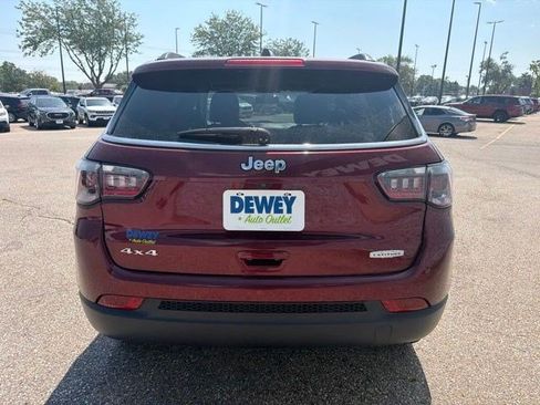 Used 2021 Jeep Compass Latitude AWD/4WD image 4