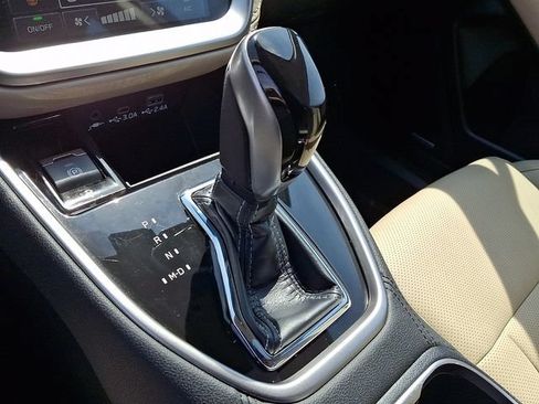 Used 2025 Subaru Legacy Limited AWD/4WD image 16