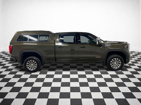 Certified 2023 GMC Sierra 1500 AT4 w/ Technology Package AWD/4WD image 2