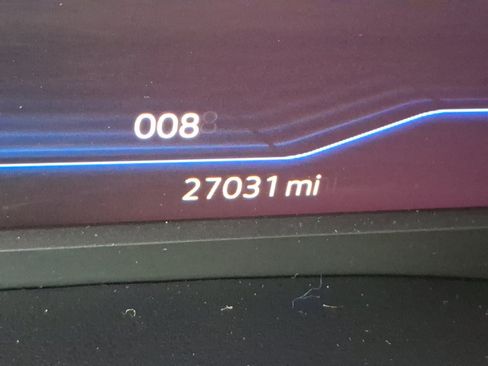 Certified 2021 Volkswagen Atlas Cross Sport SEL image 22