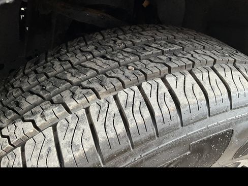 Used 2024 Ford F150 STX AWD/4WD image 17